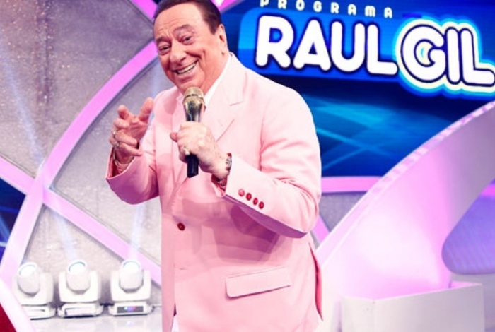 Raul Gil sofre acidente e está internado no hospital Albert Einstein!