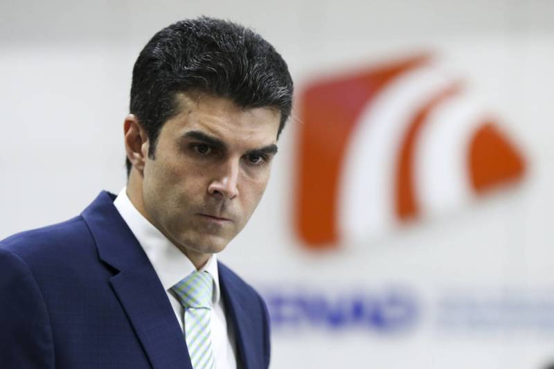 Governador do Pará é mais um a testar positivo a covid-19