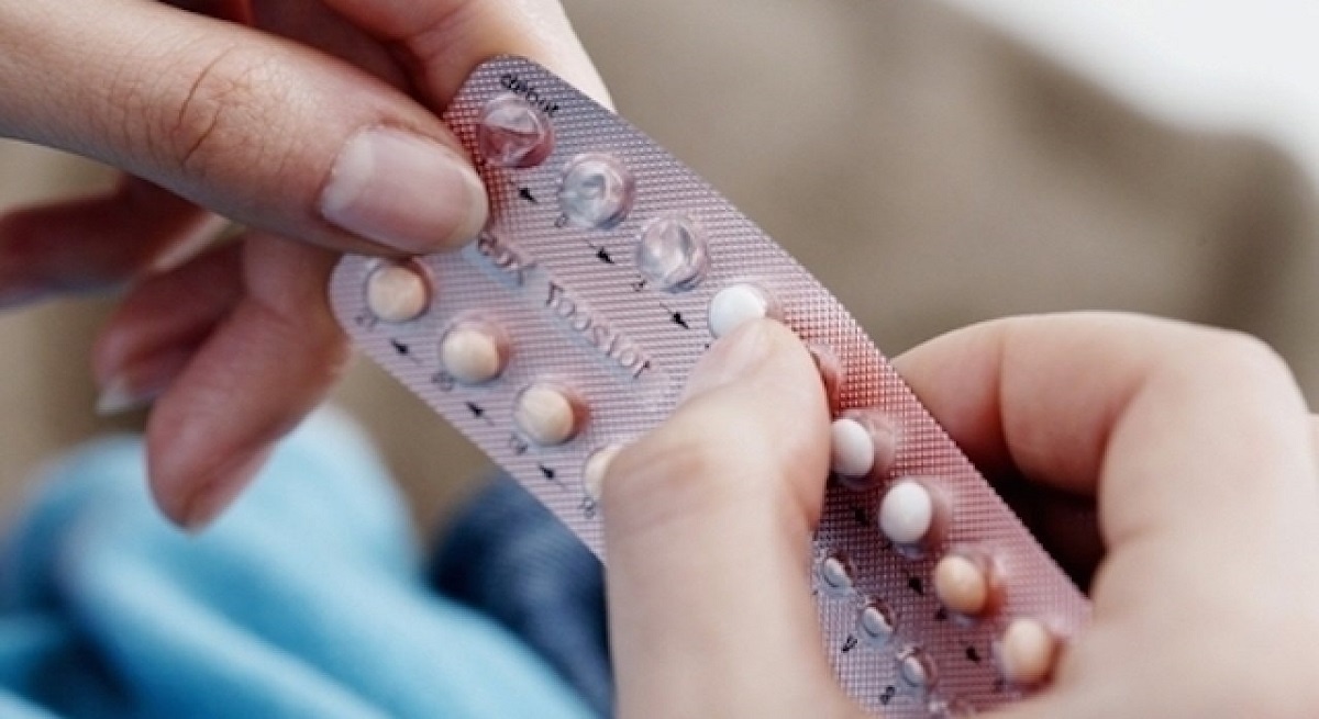 Médicos alertam que é possível engravidar tomando anticoncepcional