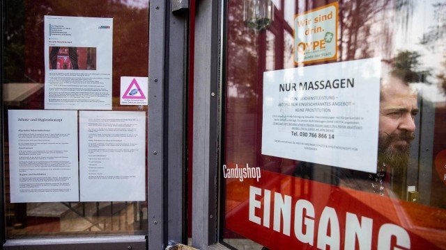 Bordéis abrem as portas na Alemanha, mas relação íntima não está permitido