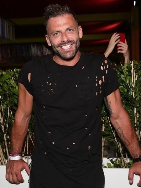 Henri Castelli revela real motivo que o tirou do “Dança dos Famosos”