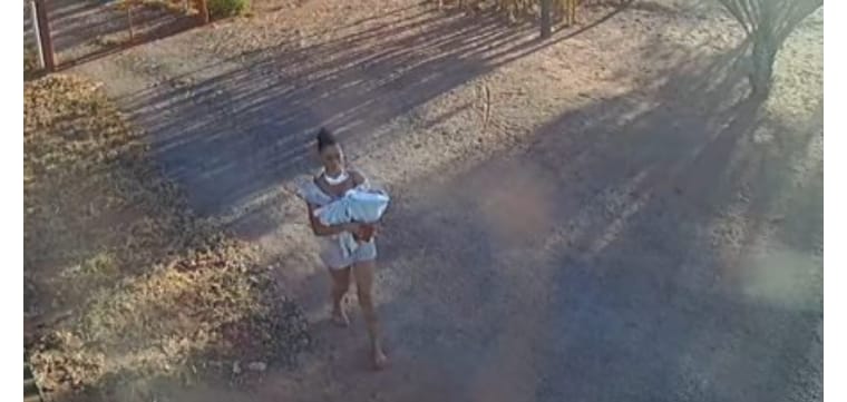 Vídeo mostra momento em que mulher abandona bebê