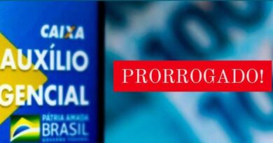Paulo Guedes bate o martelo e Auxílio Emergencial é prorrogado por mais dois meses Paulo Guedes bate o martelo e Auxílio Emergencial é prorrogado por mais dois meses