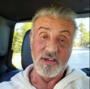Veja como vive o ator Silvestre Stallone hoje em dia, você vai se surpreender com a aparência dele! 