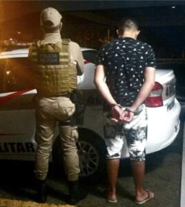 Pai M ata bebê de 3 meses após agredi-lá 