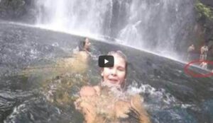 Vídeo: Durante mergulho, mulher captura cena CHOCANTE em sua câmera por engano: