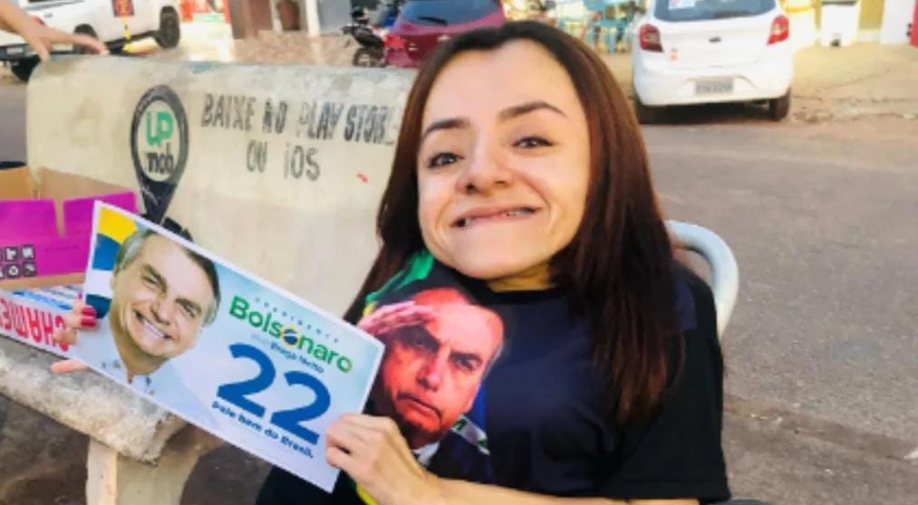 (VÍDEO) Jovem com deficiência é atacada por apoiar Bolsonaro: “Aleijadinha, feia e burra”