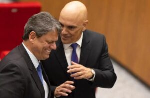 Confusão: Tarcísio Freitas desperta