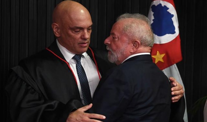 Alexandre de Moraes dá a Lula 48 horas para explicar, caso contrário acabará sendo p… Ver mais