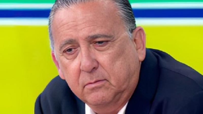 Grande perda: Triste notícia chega para Galvão Bueno; ‘Com câncer terminal e sem andar, ele infelizmente veio a óbi… Ver mais