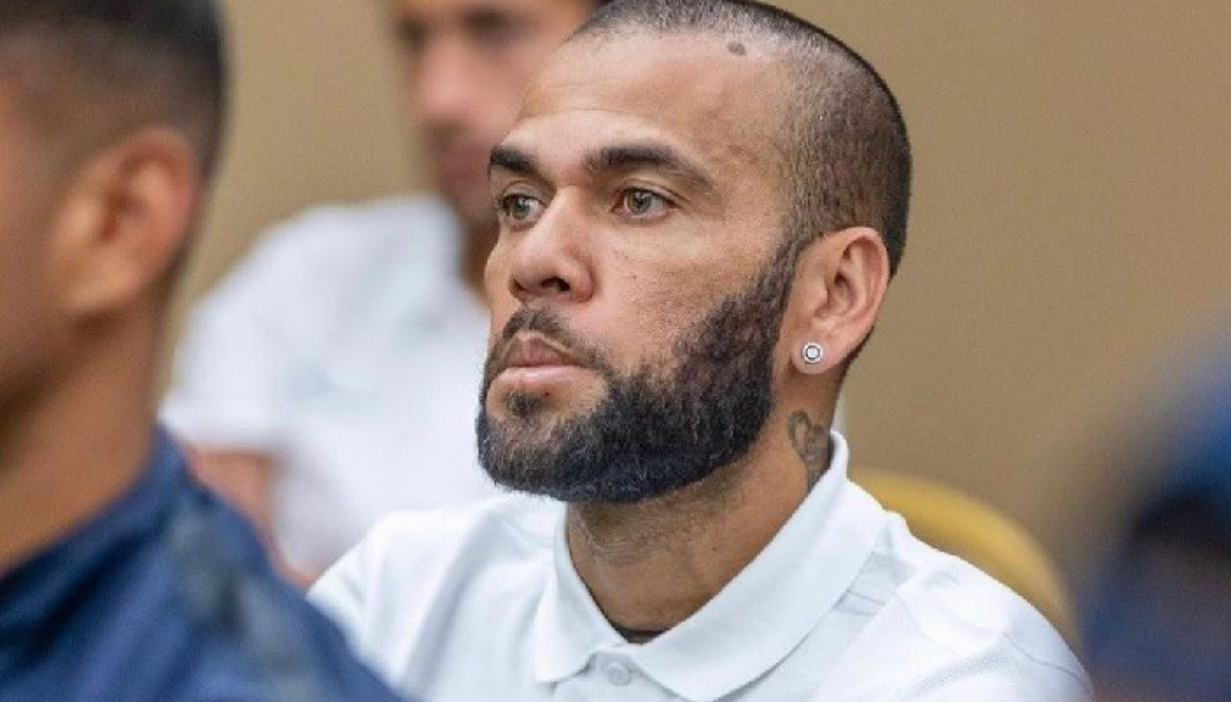O jogador de futebol Daniel Alves está detido no presídio Brians 1, na Espanha, após grave acusação. Foto: internet.