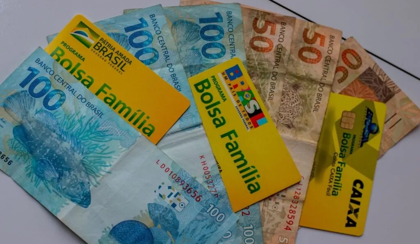 Foto ilustrativa de dinheiro Bolsa Família.
