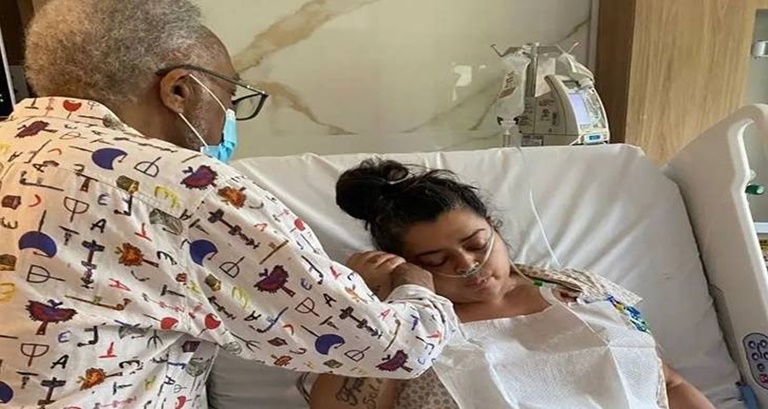 Preta Gil recebe cuidados de Gilberto Gil em leito de hospital e faz desabafo…ver mais