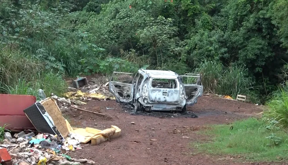 [ URGENTE ]: Veículo Foi Encontrado Pela Polícia Pegando Fogo Em área ...